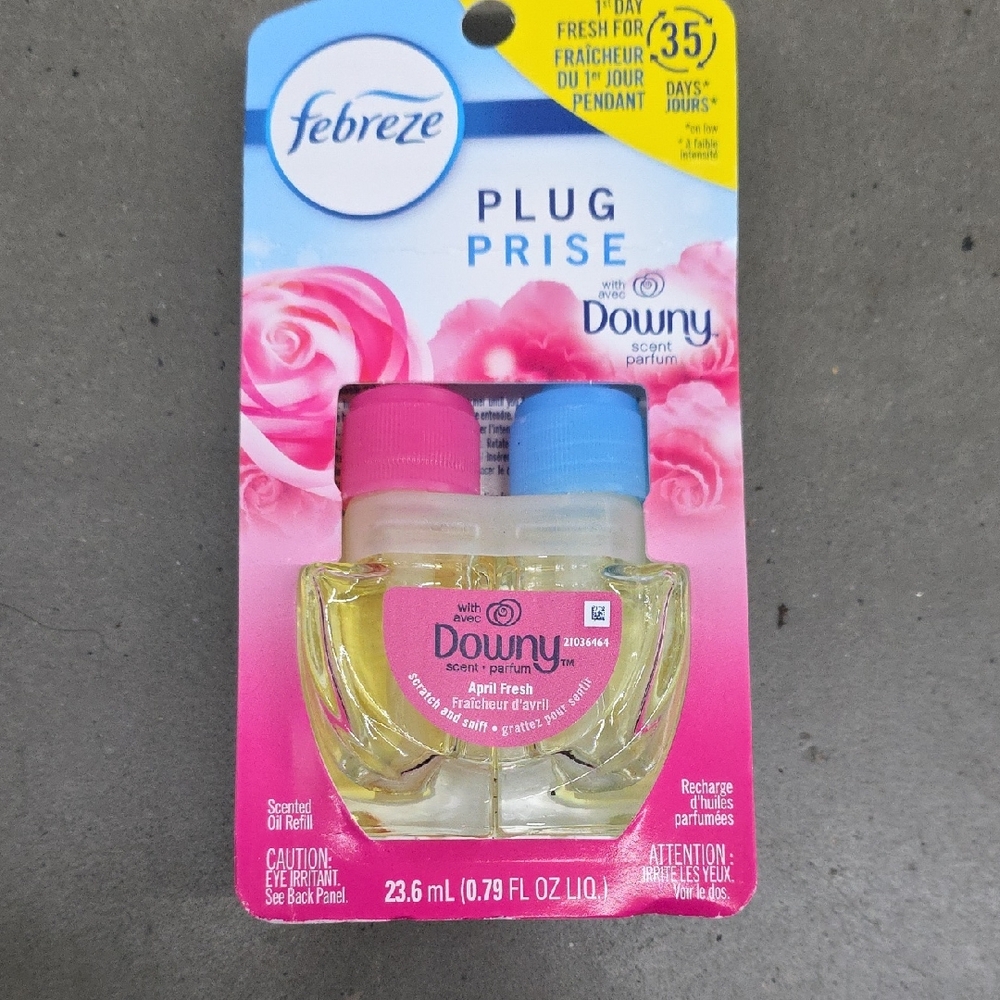 Febreze Plug with Downy Scent - Pink and Blue Caps